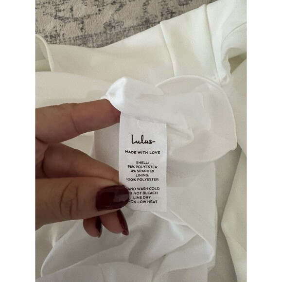 Lulus Exquisite Refinement Ivory Backless Bow Ruffled Maxi Dress Size Medium NWT - Picture 8 of 8